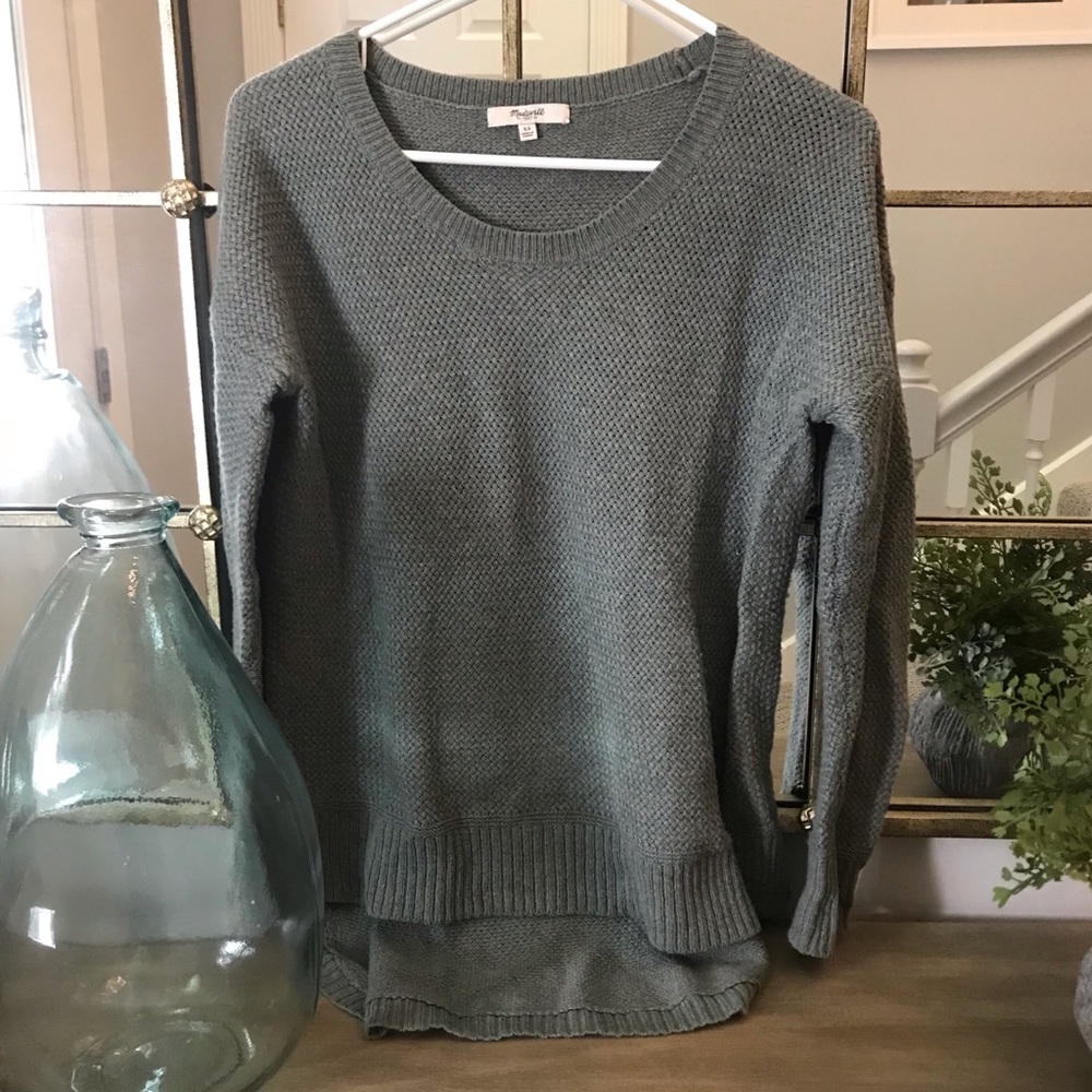 Madewell sweater! Great condition!🌟